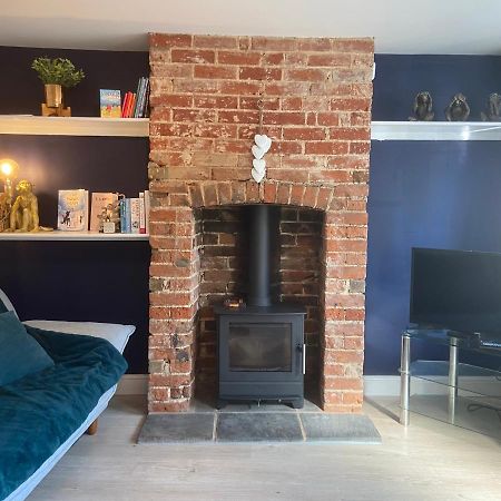 Woodbridge - Cosy Little 2-Bed Cottage Eksteriør bilde