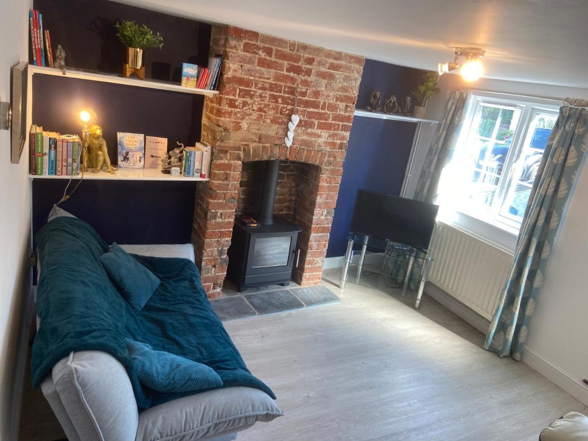 Woodbridge - Cosy Little 2-Bed Cottage Eksteriør bilde